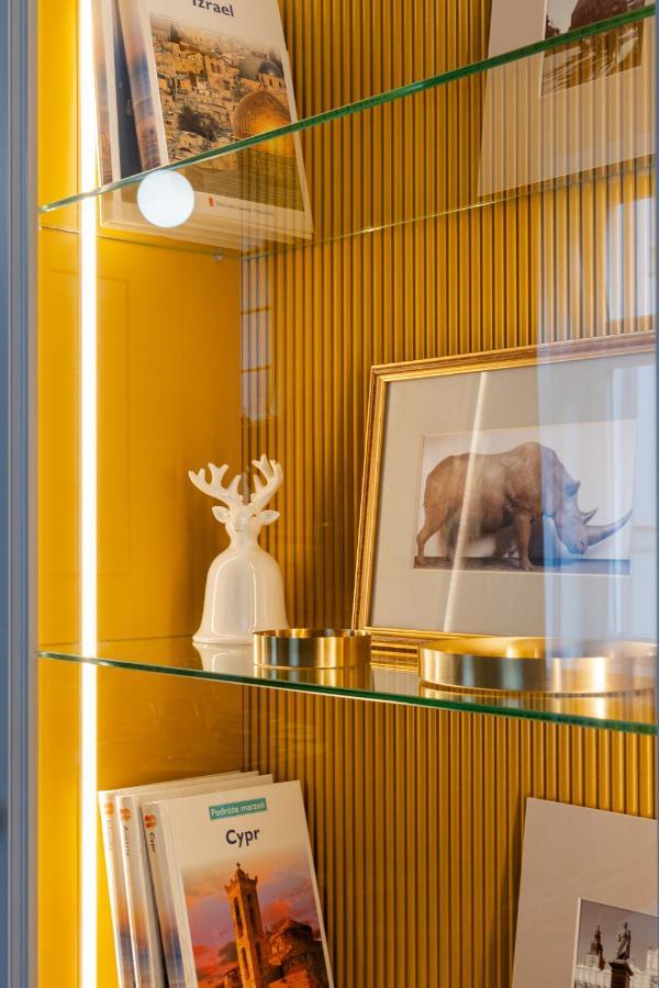 Premium Apartment In Parisian Style In The Heart Of Old Krakow Bagian luar foto