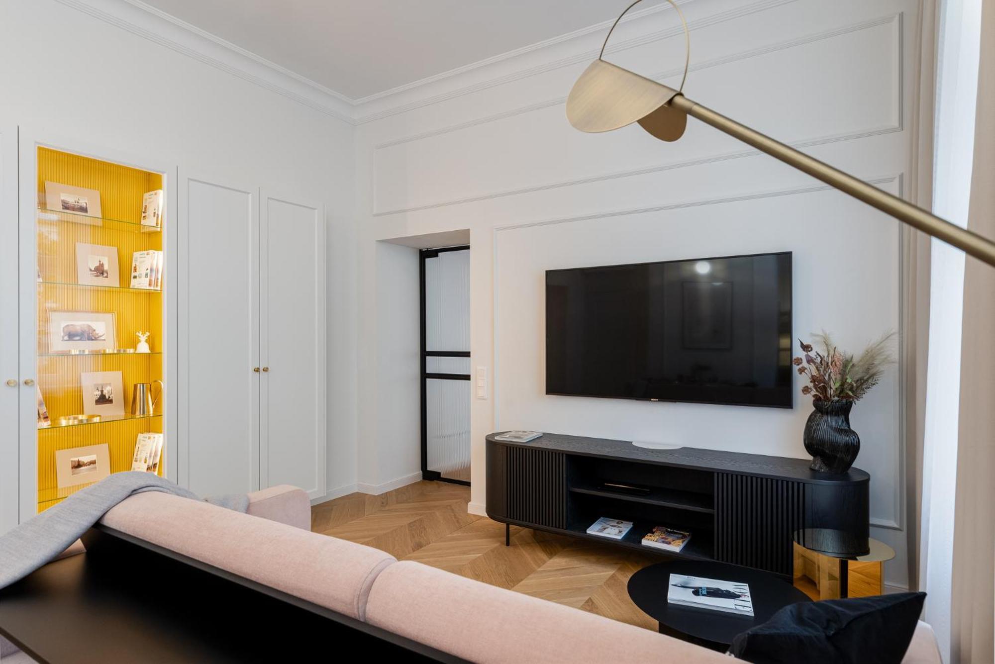 Premium Apartment In Parisian Style In The Heart Of Old Krakow Bagian luar foto